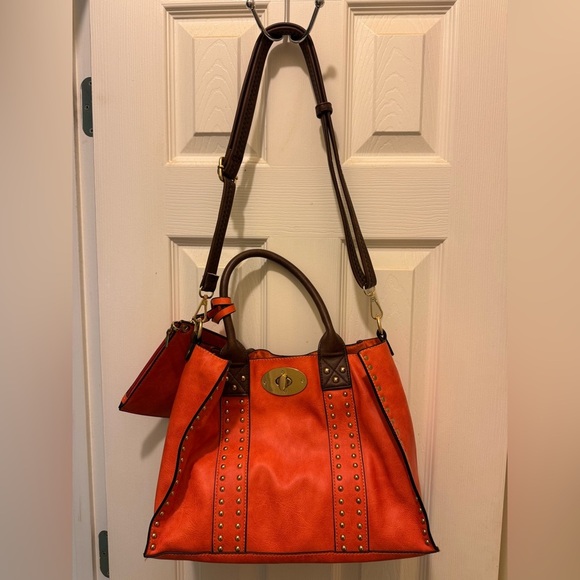 Alyssa Handbags - Alyssa Orange and Brown Leather Shoulder Bag with Gold Clasp
